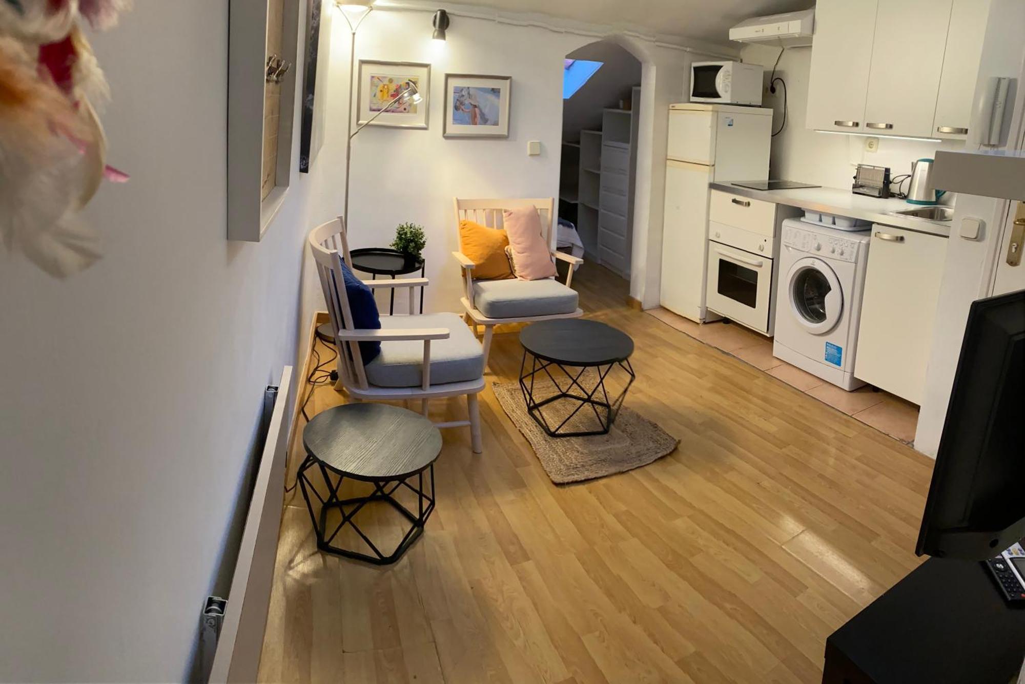 San Bernabe, Apartamento Para 2 En Las Vistillas Junto A Metro Puerta De Toledo Madrid Bagian luar foto
